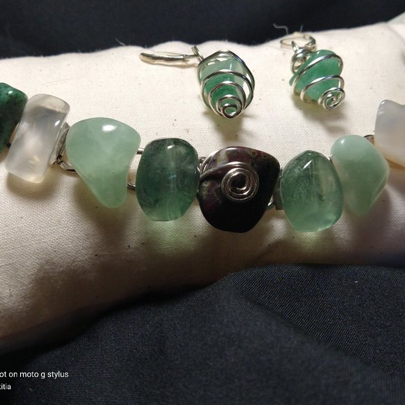 CCLHMHLLC Wirewrapped Jewellery Designs - Picture 3 of 4